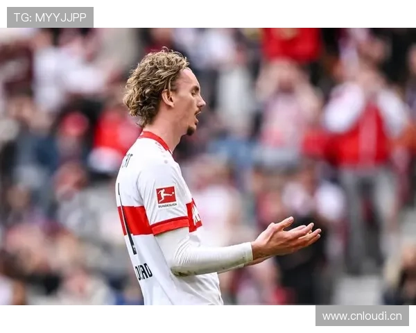 德甲中下游球队本赛季表现挣扎,保级形势日趋严峻 德甲中下游球队本赛季表现挣扎,保级形势日趋严峻