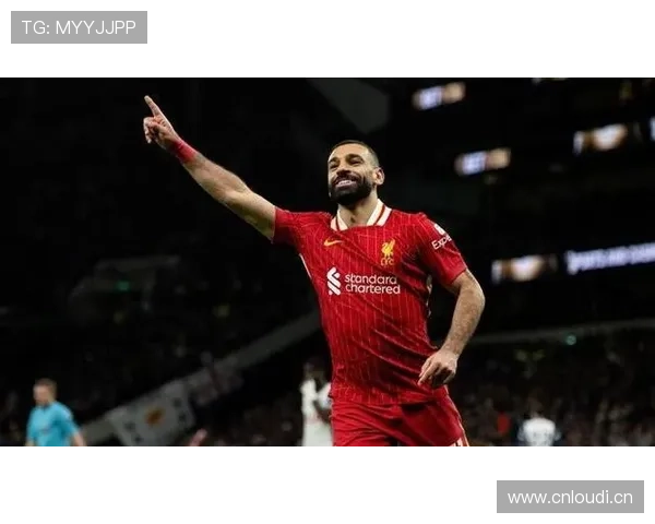 萨拉赫突破与压制顶级后卫的能力解析 萨拉赫突破与压制顶级后卫的能力解析