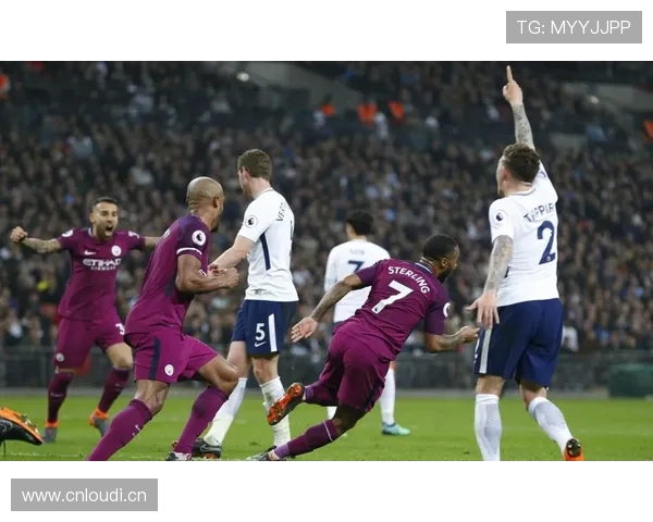 热刺赛季初强势难掩后续乏力,高开低走趋势逐步反映在战绩稳定性上 热刺赛季初强势难掩后续乏力,高开低走趋势逐步反映在战绩稳定性上